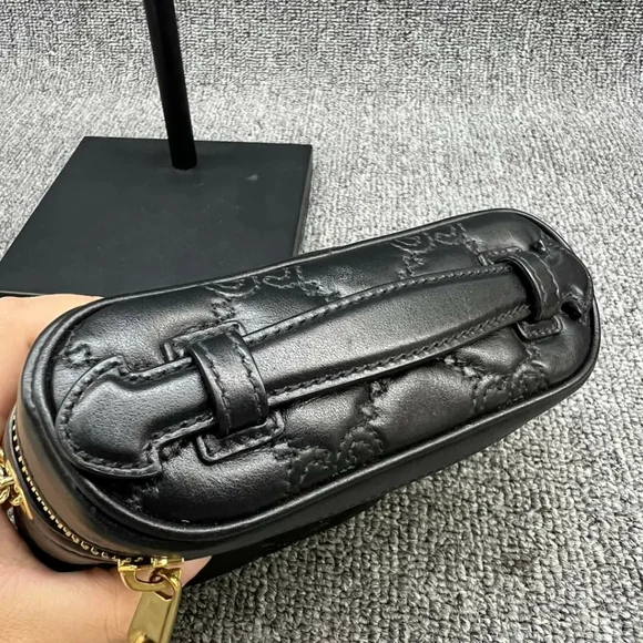 100% Authentic Gucci GG Leather Top Handle Bag 669-110524 - Picture 7 of 16